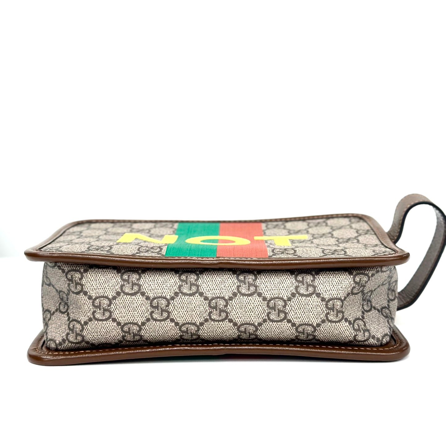POCHETTE GUCCI GG SUPREME FAKE NOT