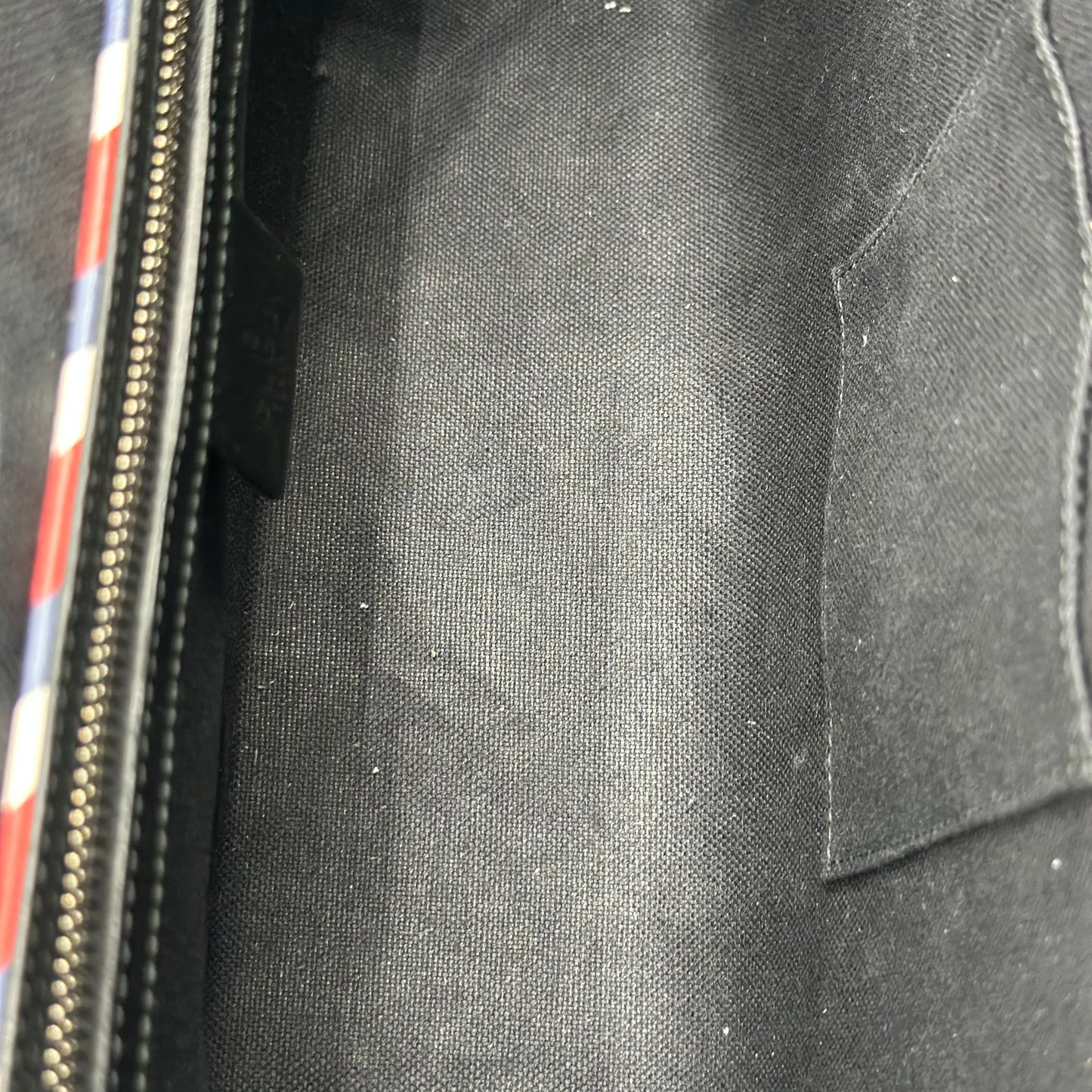 TRACOLLA GUCCI GG SUPREME NIGHT COURIER