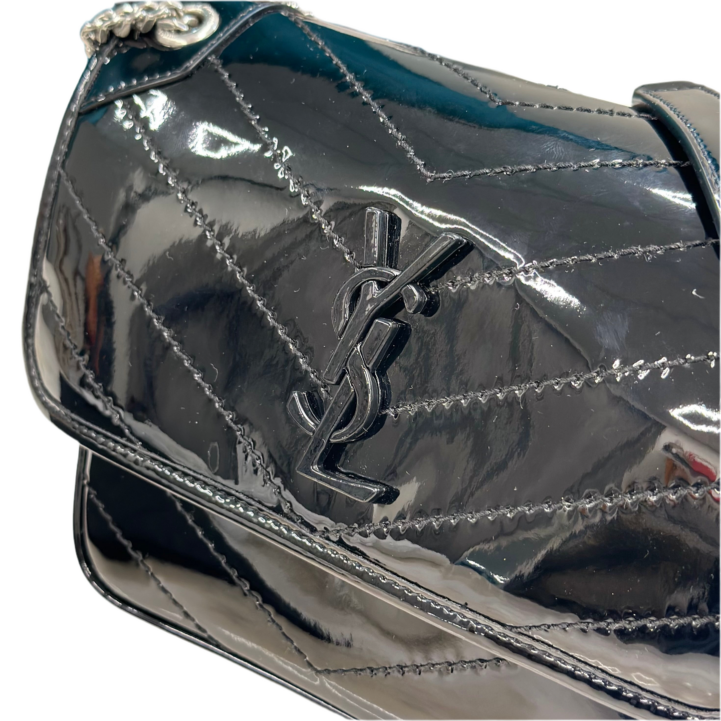 BORSA YVES SAINT LAURENT PATENT LEATHER NIKI BABY