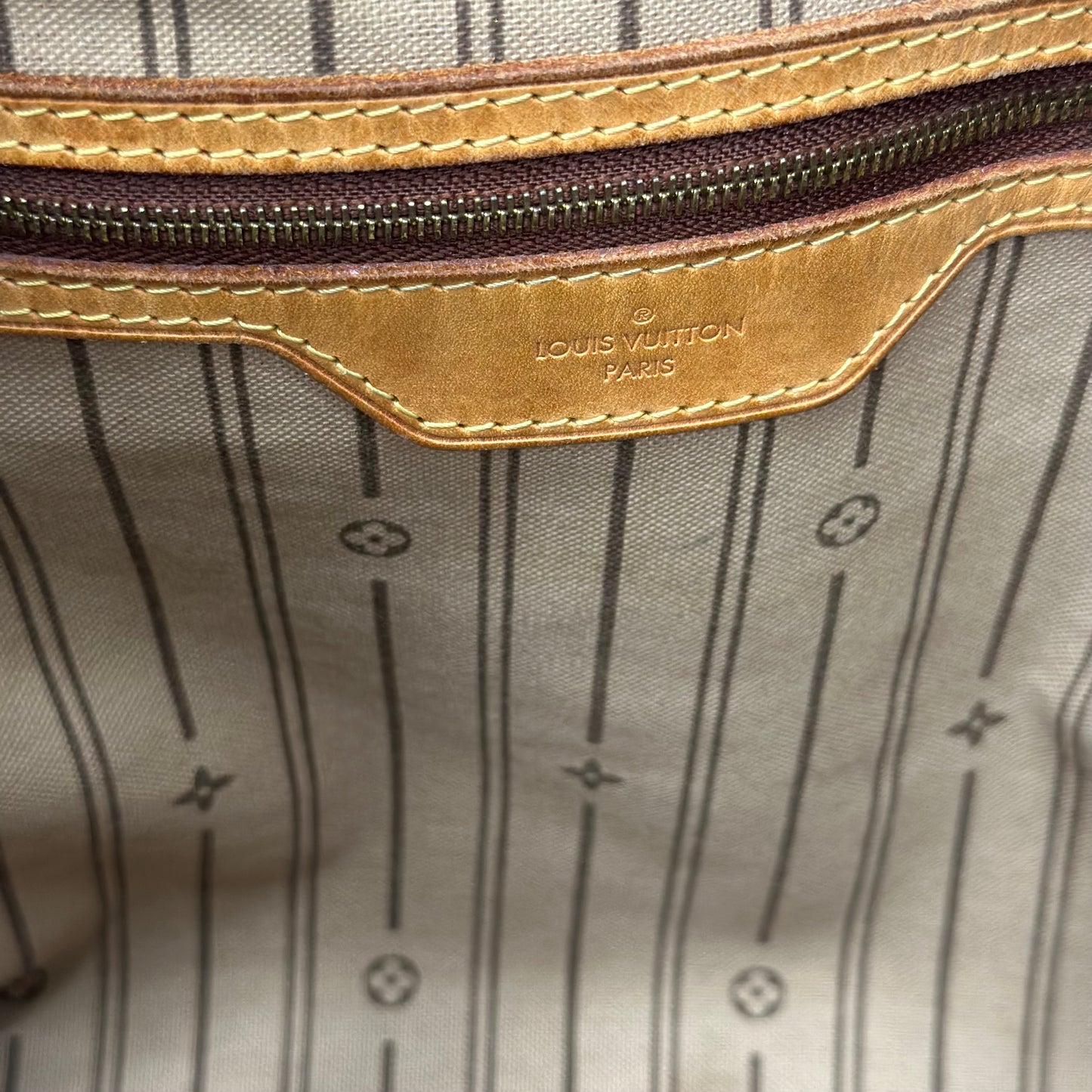 LOUIS VUITTON DELIGHTFUL PM