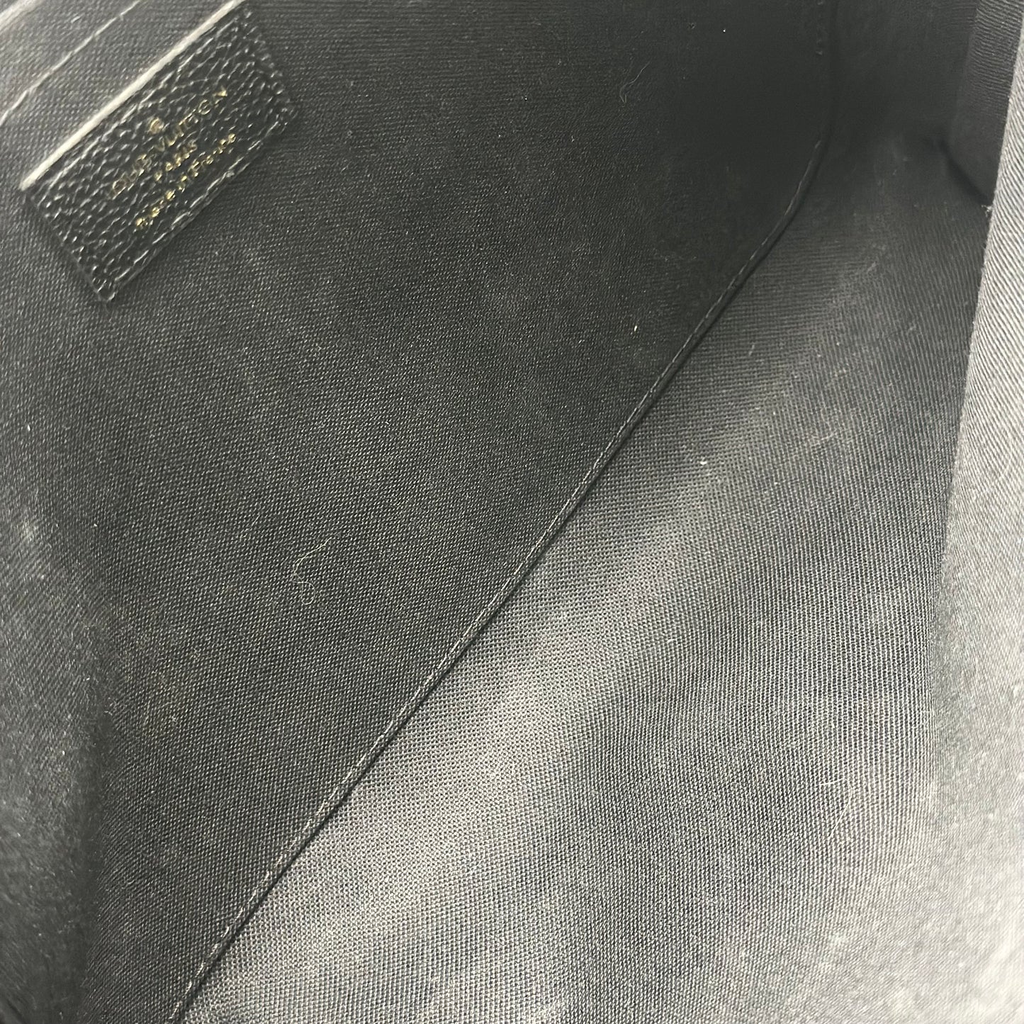 POCHETTE LOUIS VUITTON MONOGRAM