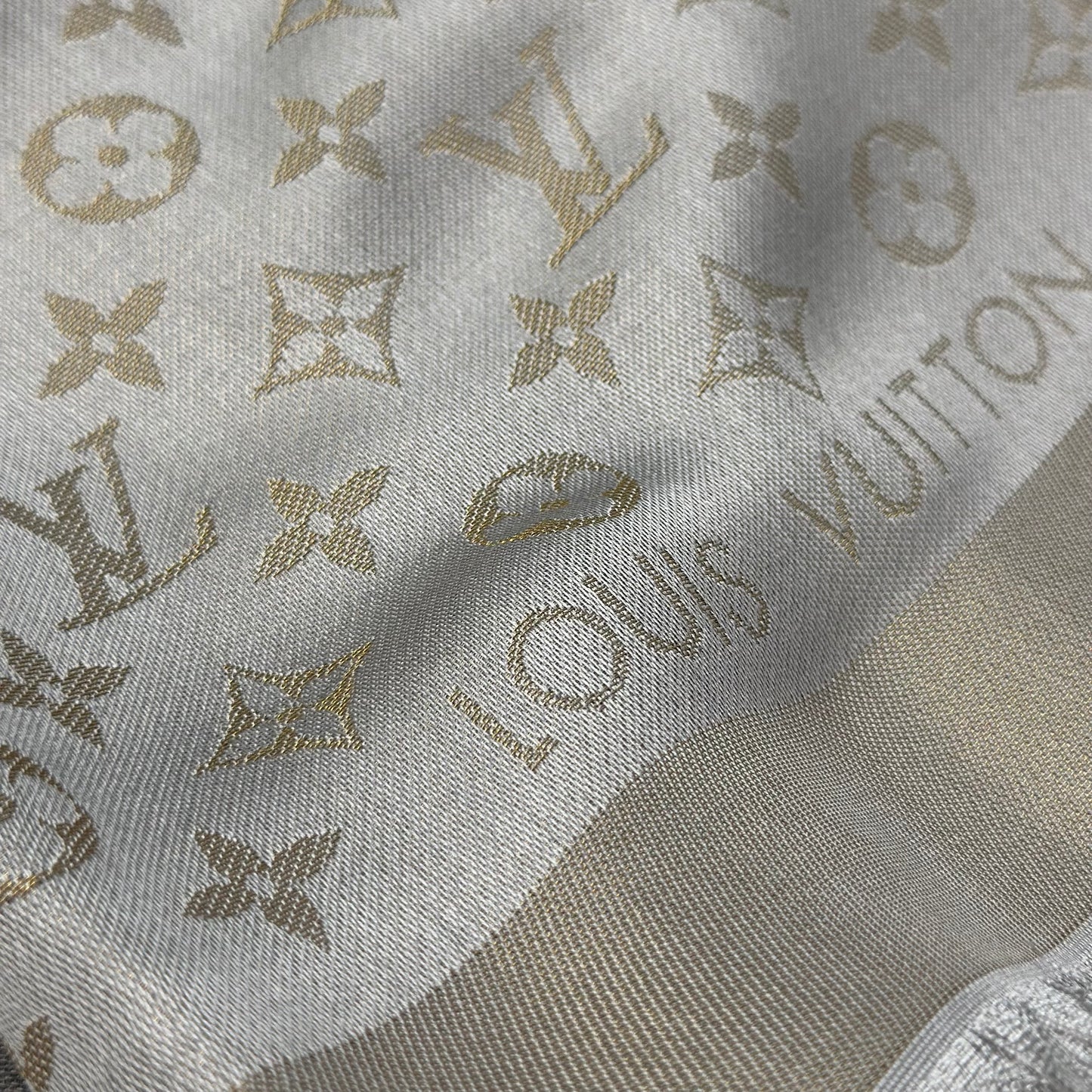 SCIALLE LOUIS VUITTON MONOGRAM
