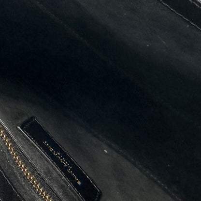 LE 5 À 7 SAINT LAURENT