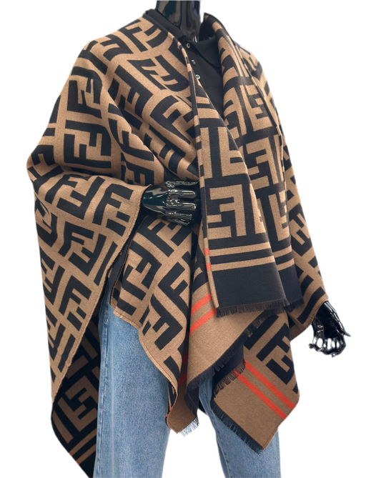 PONCHO FENDI FF