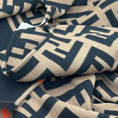 PONCHO FENDI FF