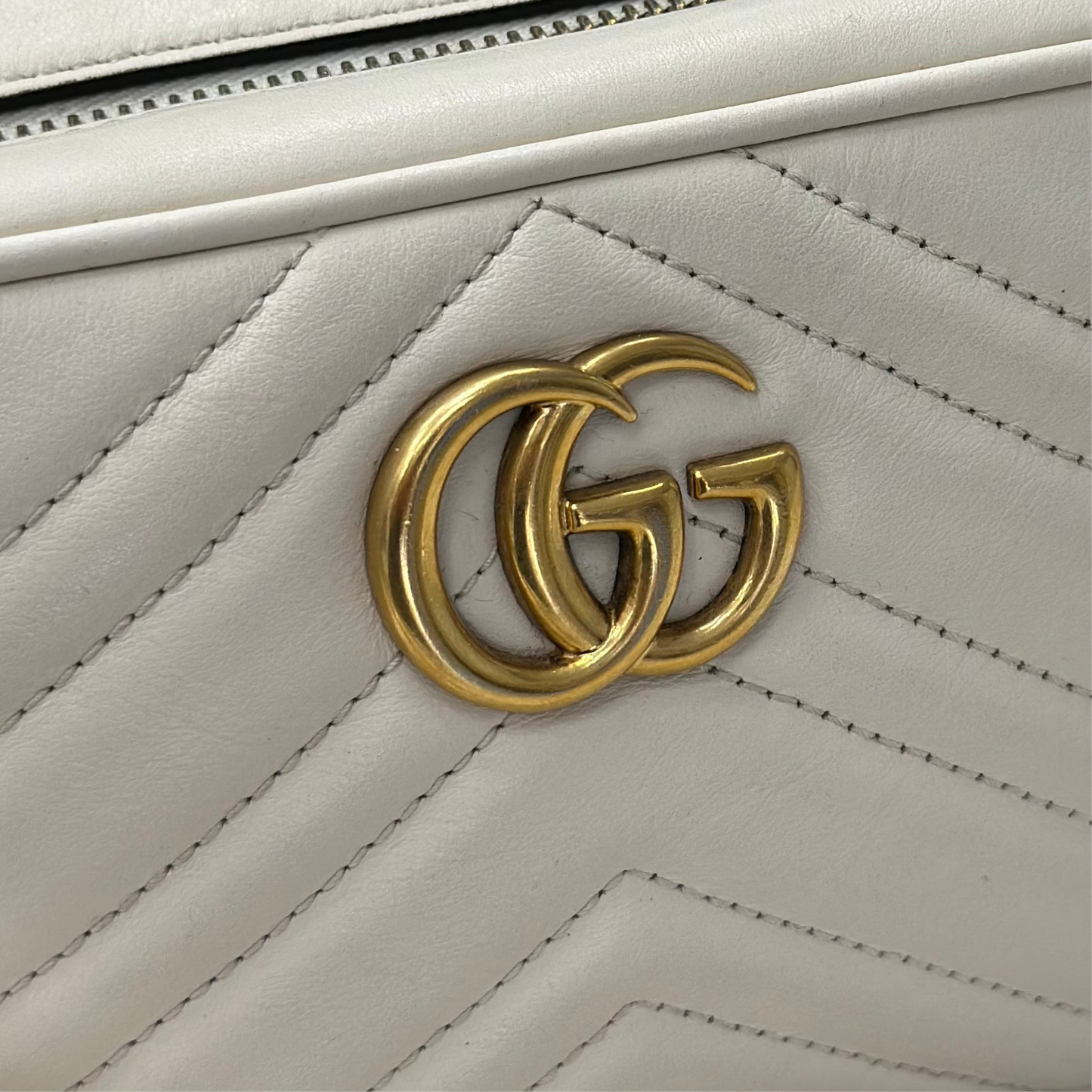 MINI GUCCI MARMONT GG CAMERA BAG