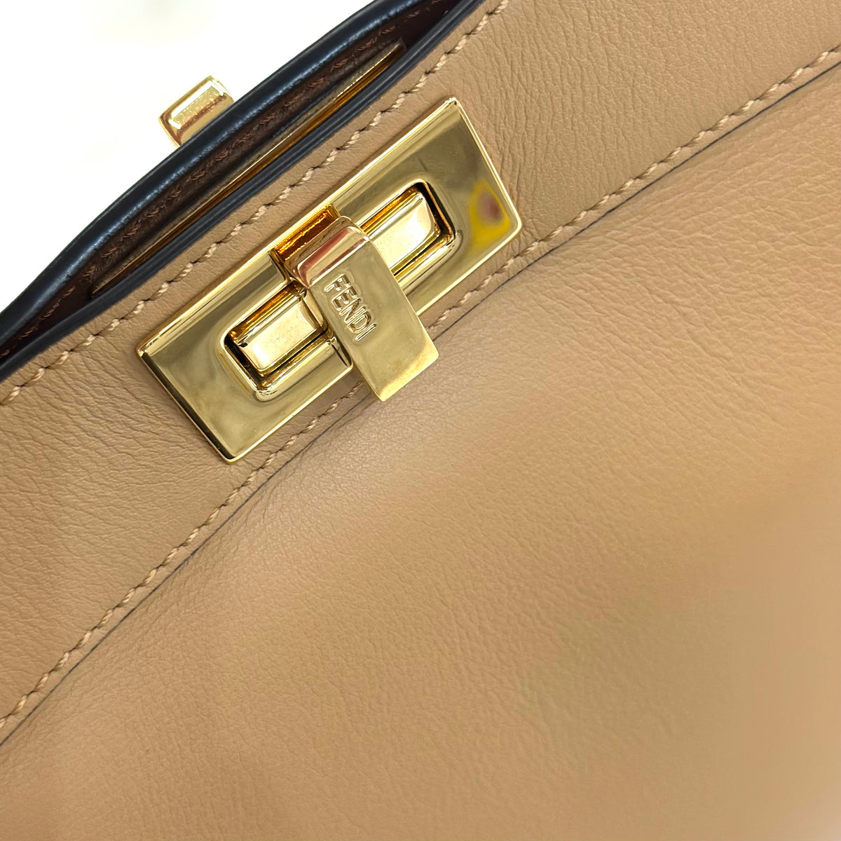 BORSA FENDI PEEKABOO SMALL