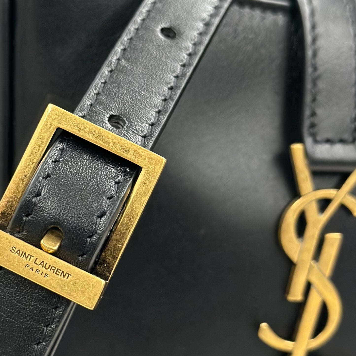 SAINT LAURENT LE 5 À 7 MINI VERTICAL