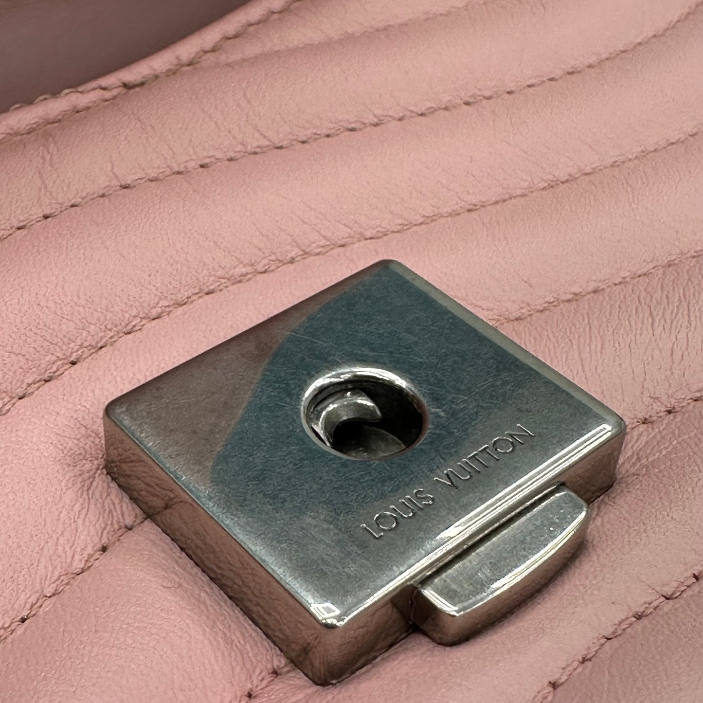 BORSA LOUIS VUITTON NEW WAVE PM