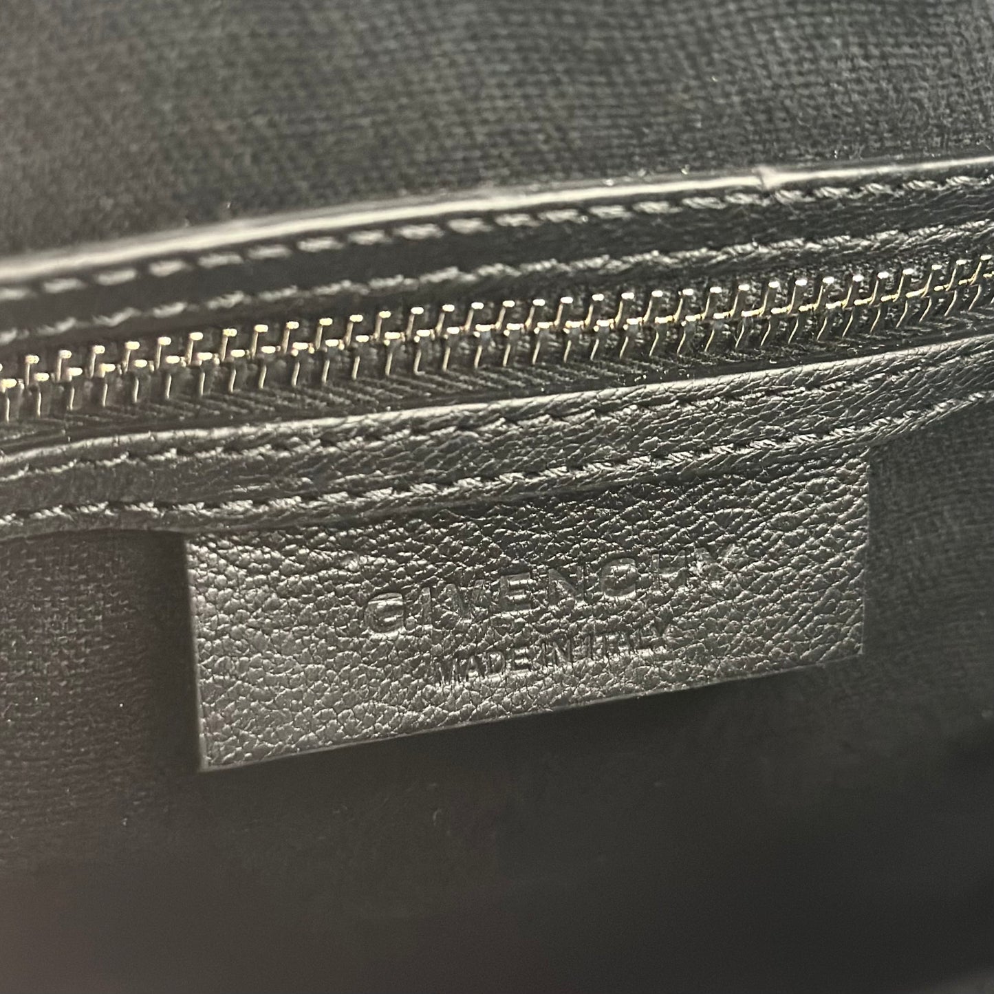 GIVENCHY ANTIGONA MINI