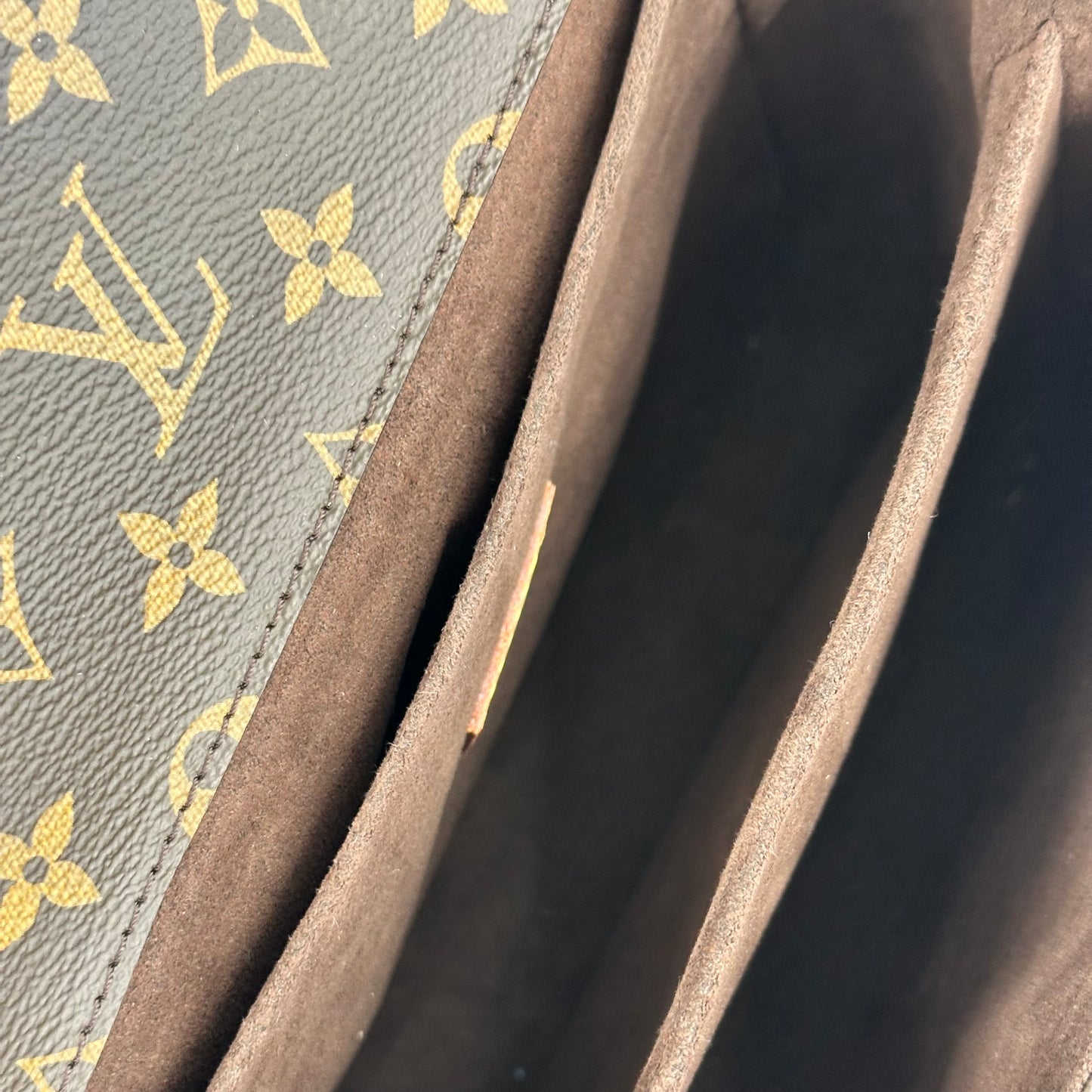 LOUIS VUITTON MÉTIS MONOGRAM