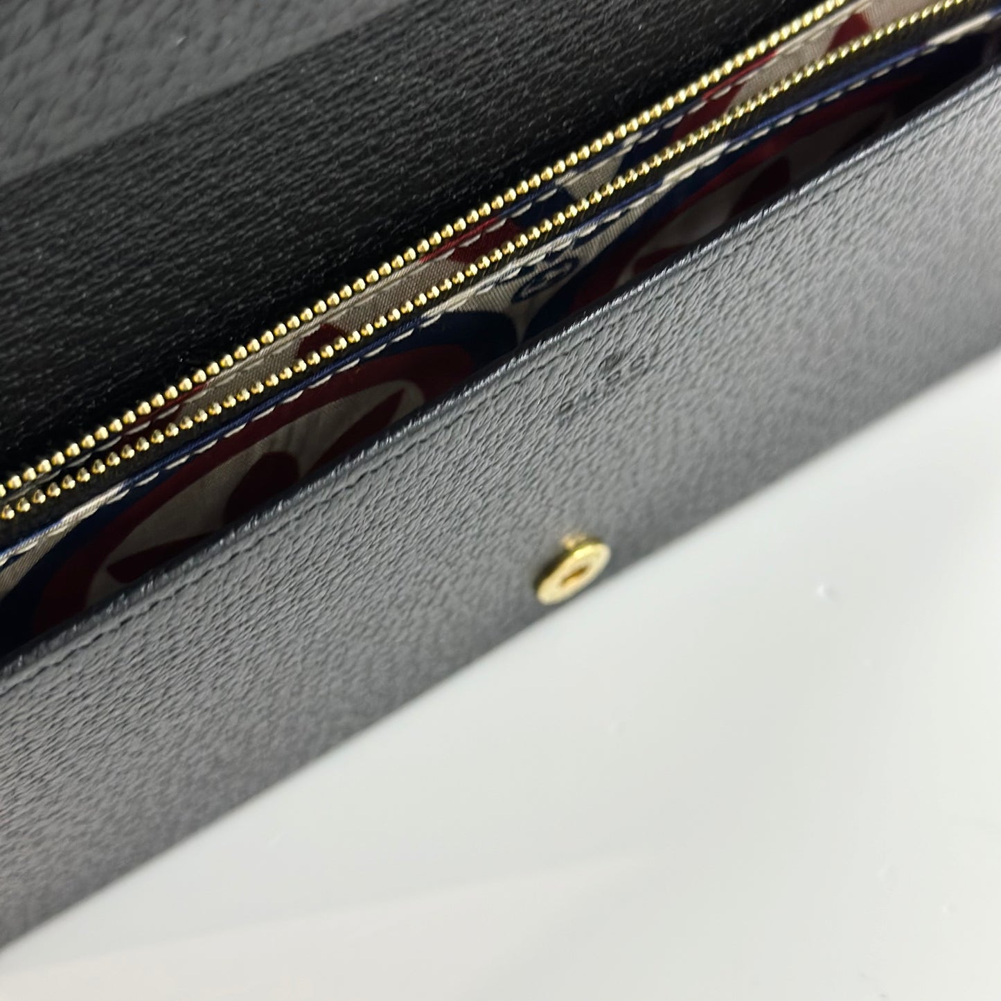 Pochette Gucci x Adidas