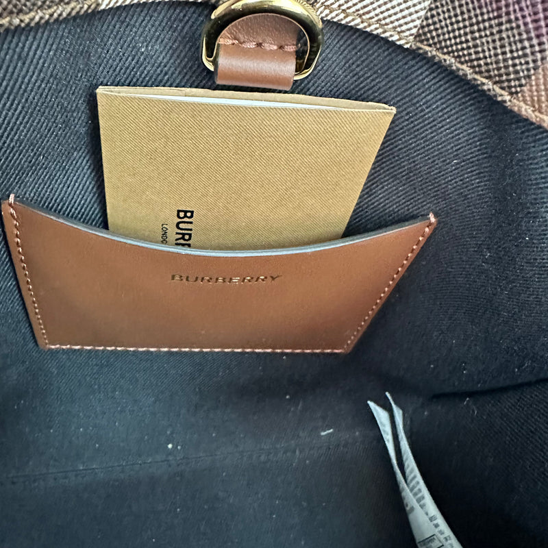 Borsa Burberry Tote Freya in Tela