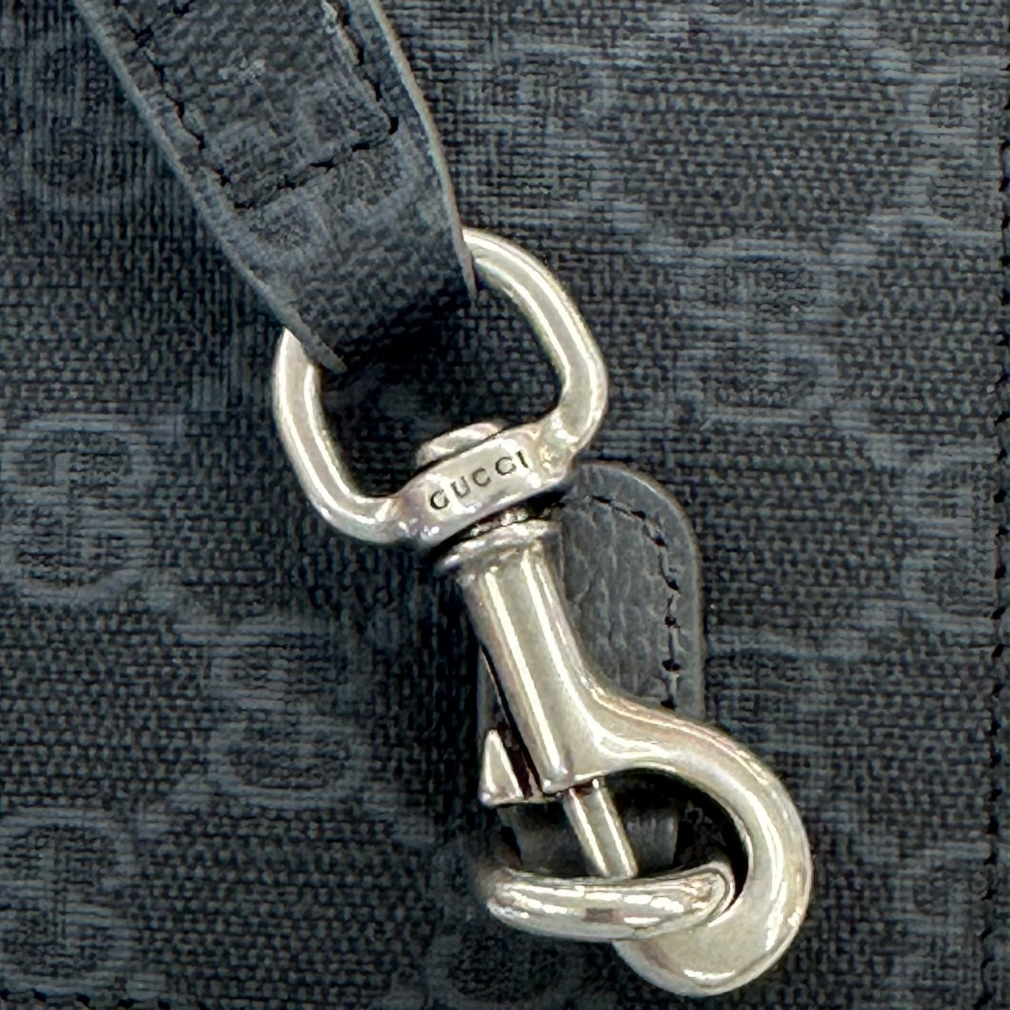 POCHETTE GUCCI GG SUPREME