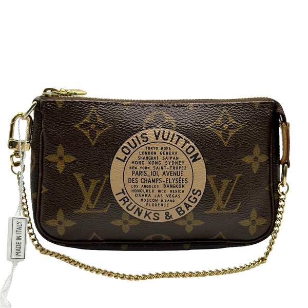 Pochette Louis Vuitton Accessories