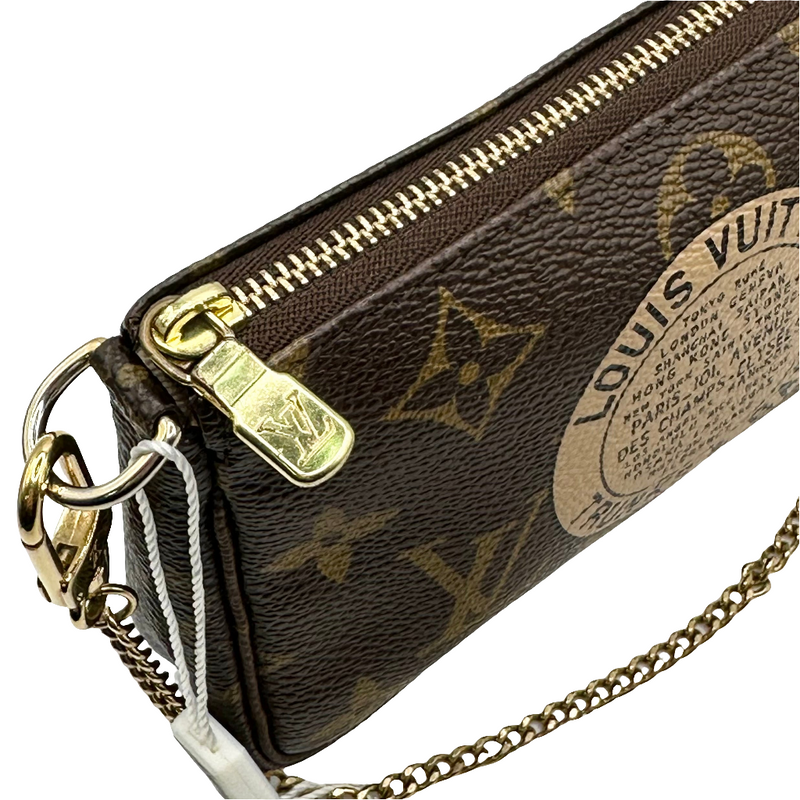 Pochette Louis Vuitton Accessories